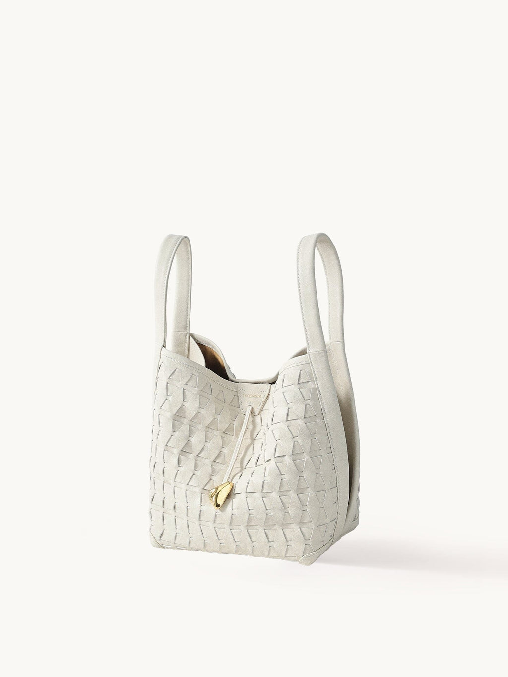 An elegant bucket bag made from lattice