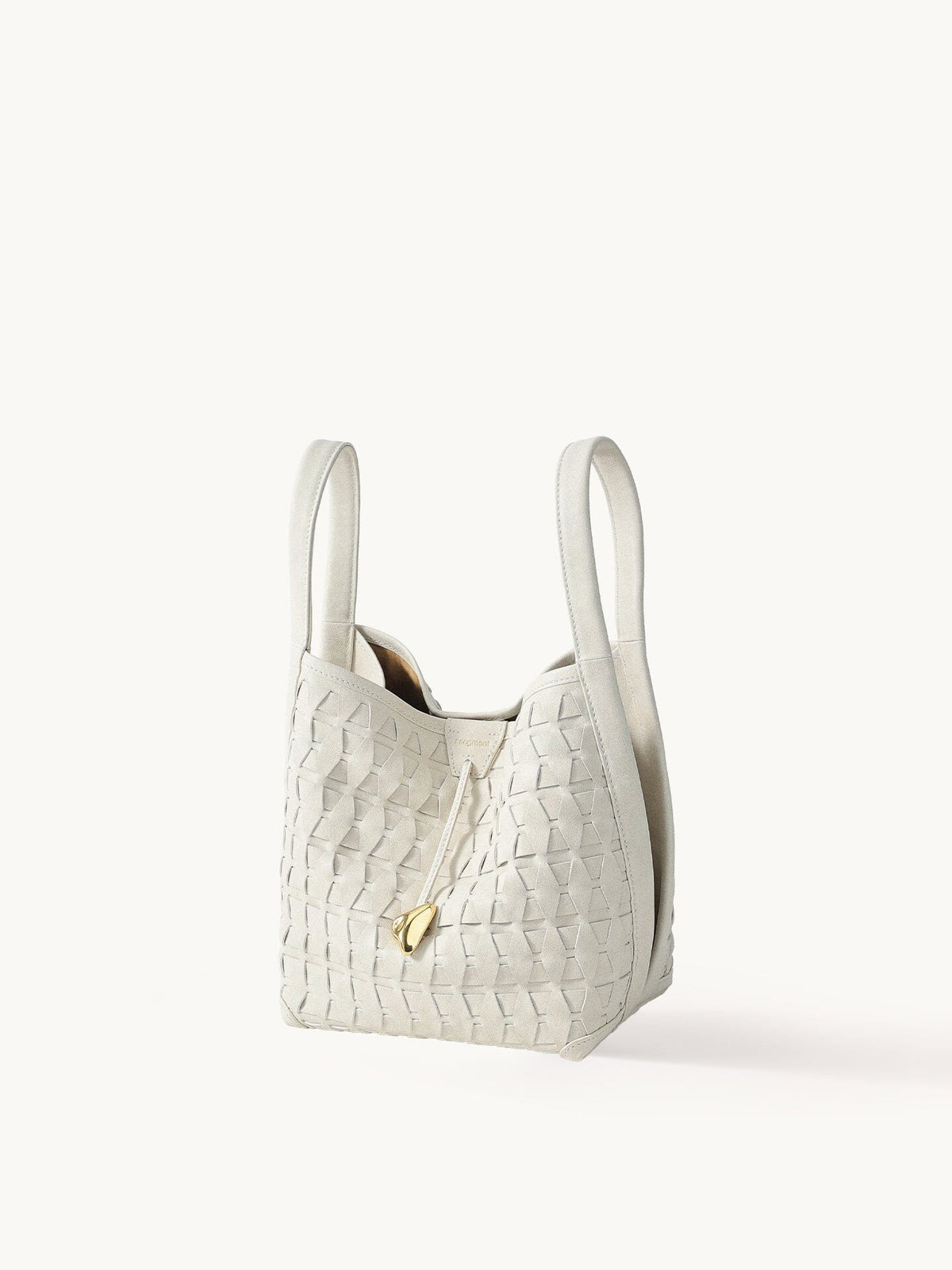 An elegant bucket bag made from lattice