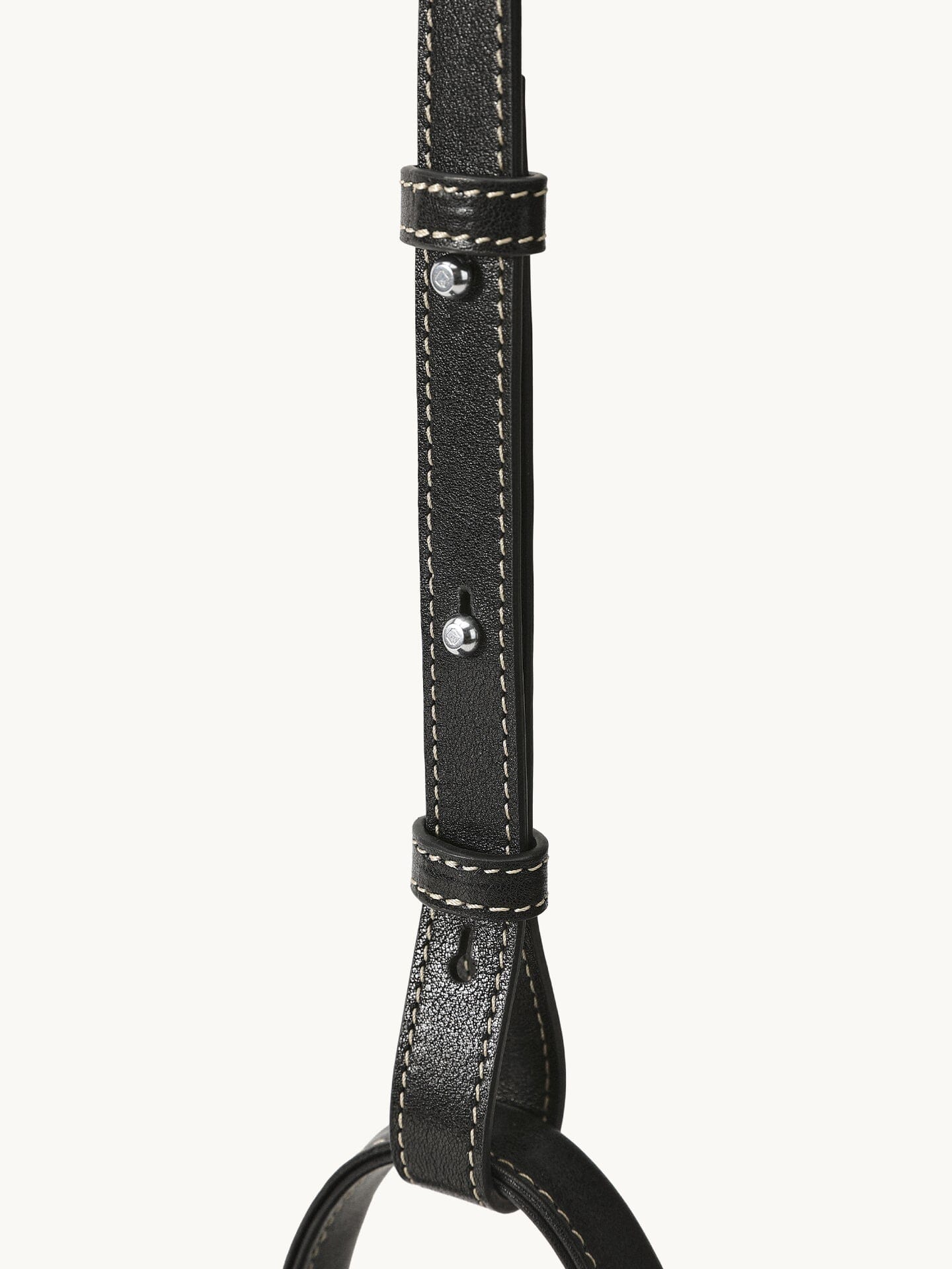 An elegant bucket bag made from lattice