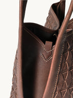 An elegant bucket bag made from lattice