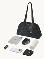 Handbag with lattice shellseeker pattern