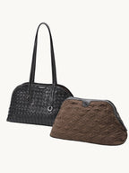 Handbag with lattice shellseeker pattern