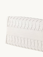 Handbag with lattice shellseeker pattern