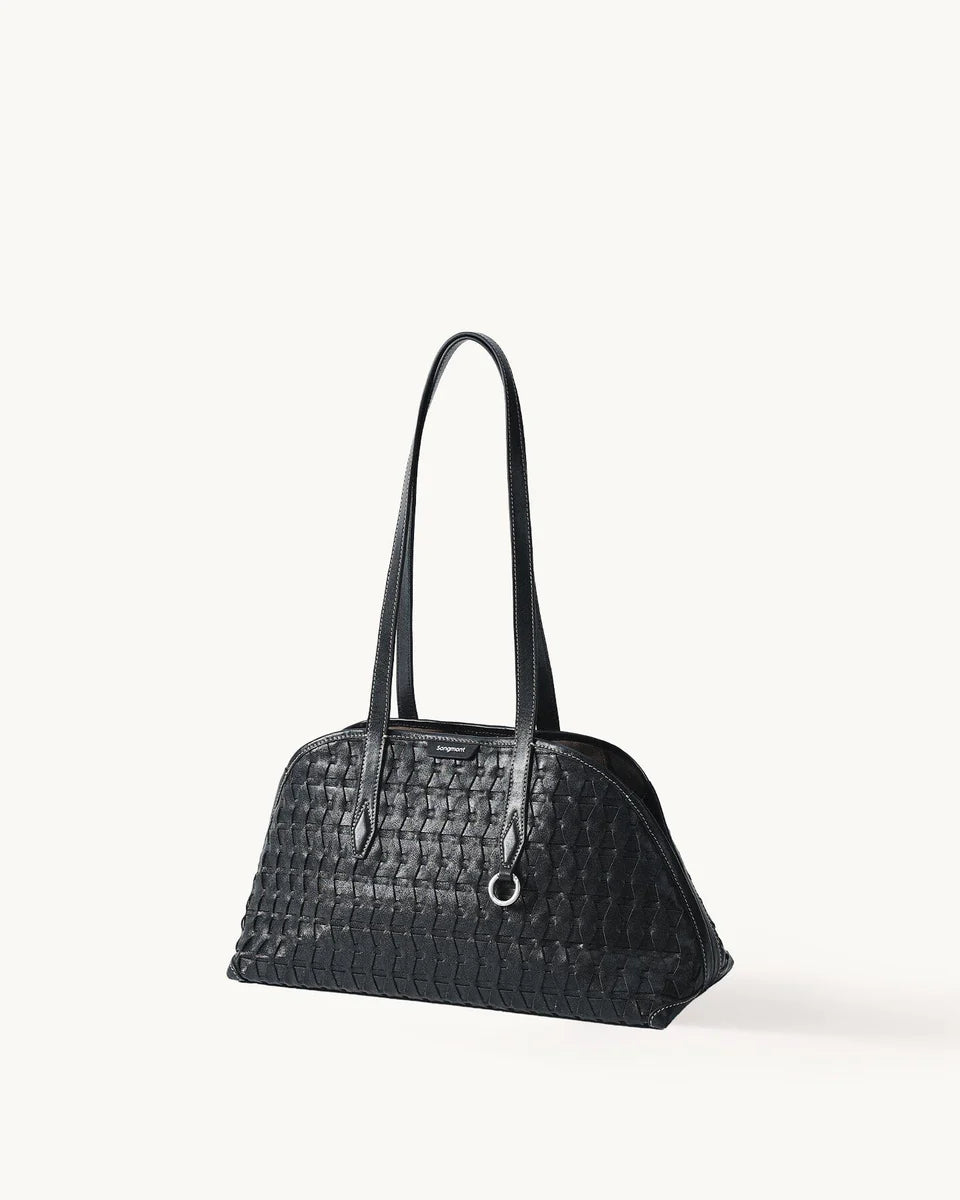 Handbag with lattice shellseeker pattern