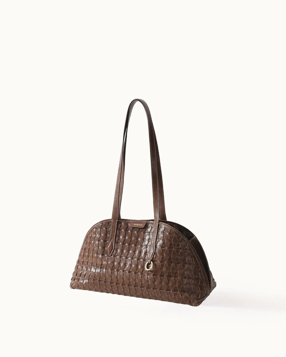 Handbag with lattice shellseeker pattern