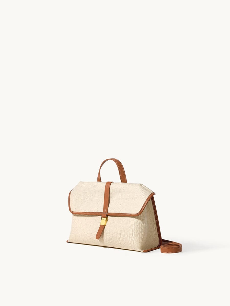 Bag with Shan logo in small size