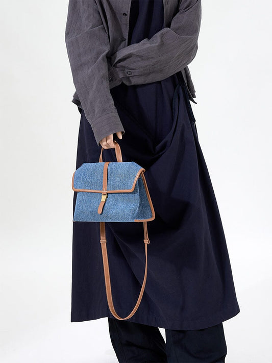 Bag with Shan logo in small size