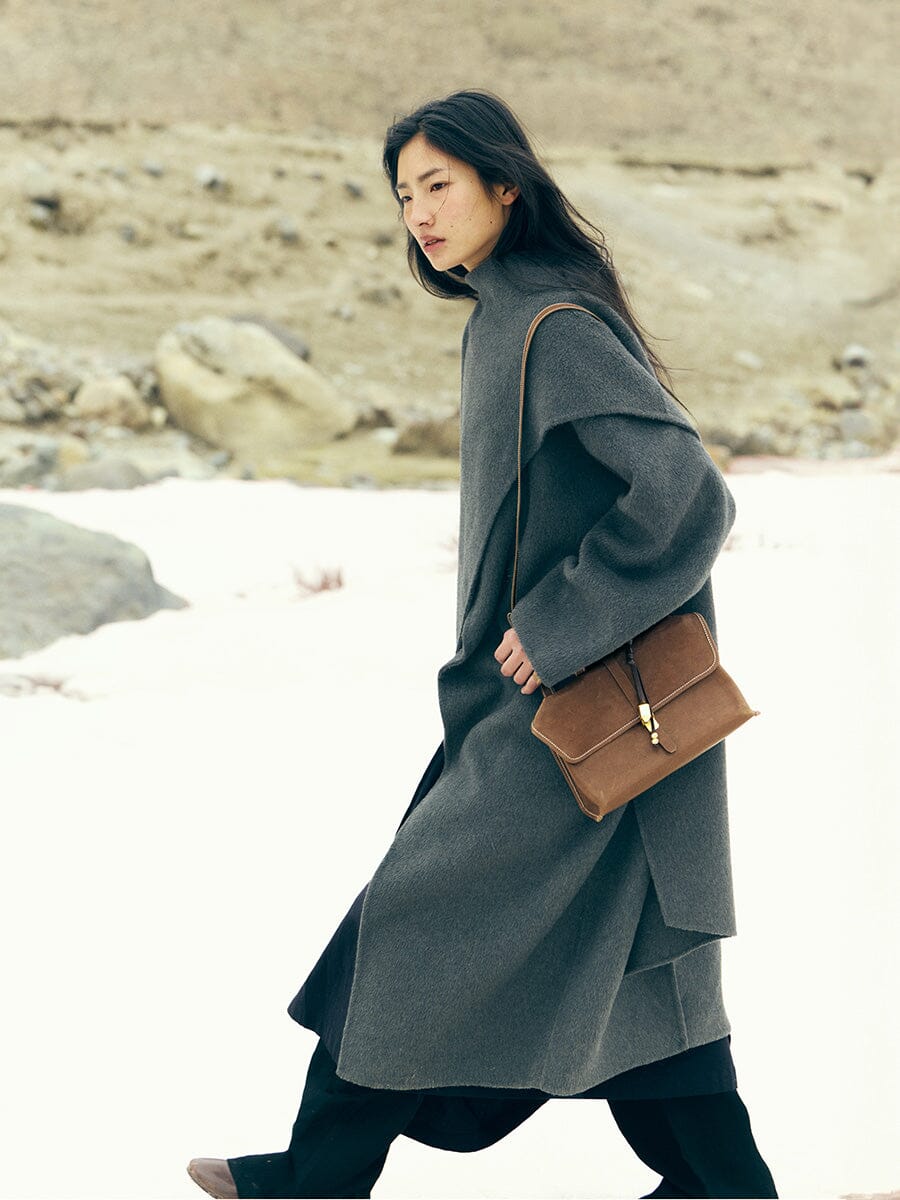 Bag with Shan logo in small size