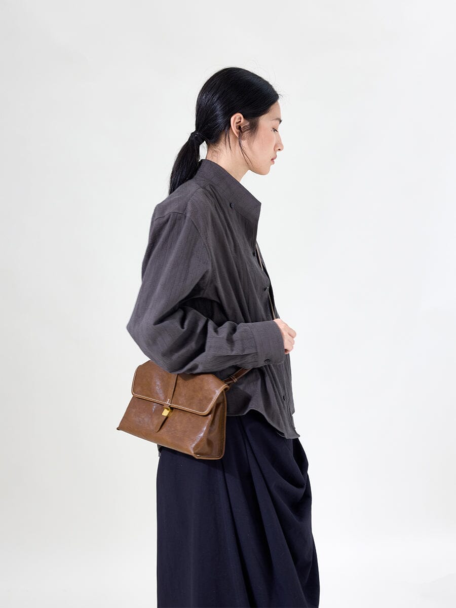 Bag with Shan logo in small size
